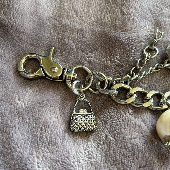 KATHY VAN ZEELAND💫 Keychain Purse Charm - Picture 6 of 6